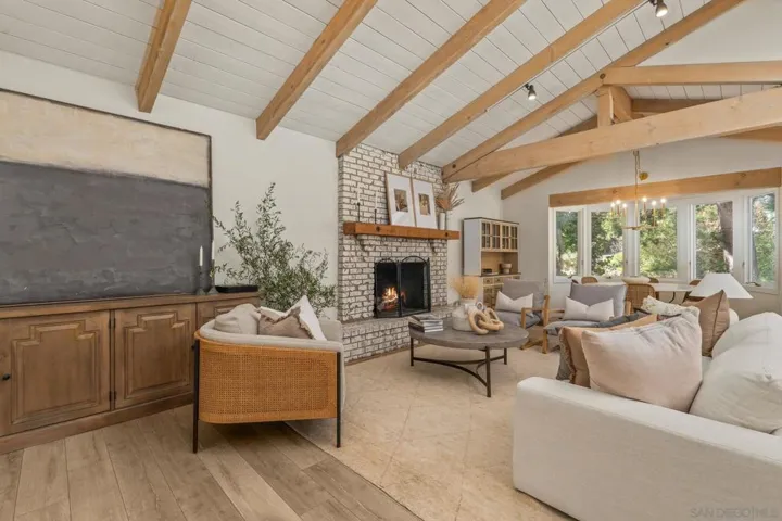 2nd living room space