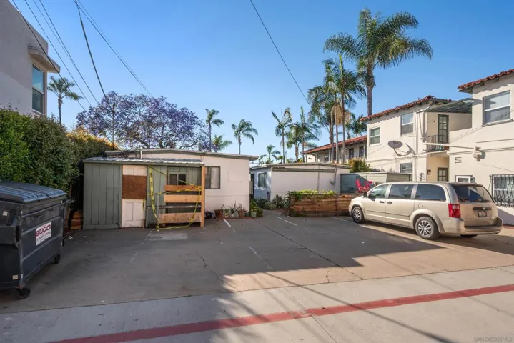 221 D St, Coronado, California 92118