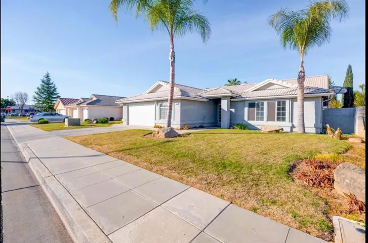 3429 Baron Street, Madera, California 93637
