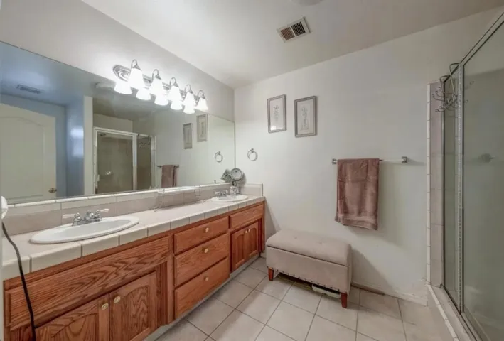 3429 Baron Street, Madera, California 93637