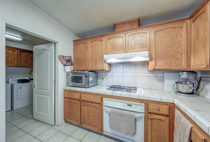3429 Baron Street, Madera, California 93637