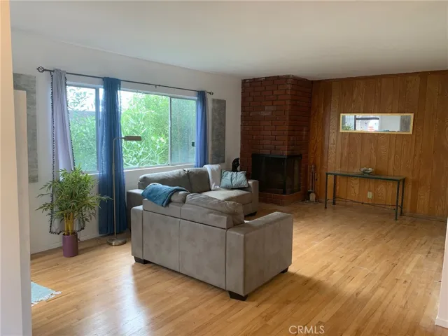 744 W 33rd, San Pedro, California 90731