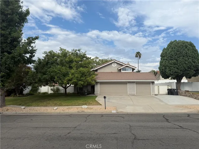 221 Jesse Way, Redlands, California 92374