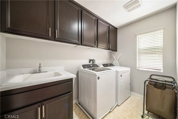 851 Christian Court, Upland, California 91784