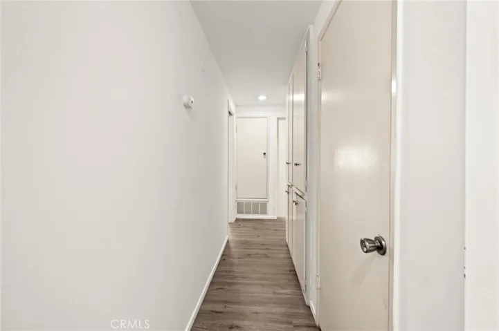 19309 Flowers Court, Newhall, California 91321 — photo 4