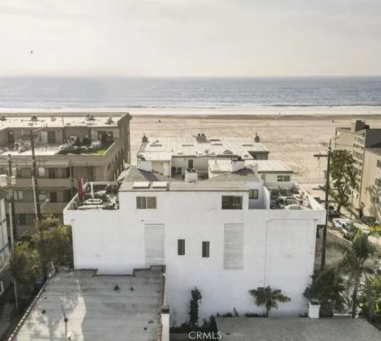 14 Mast Street, Marina Del Rey, California 90292