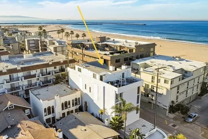14 Mast Street, Marina Del Rey, California 90292