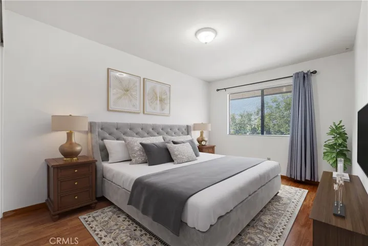 7137 Shoup 39, West Hills, California 91307