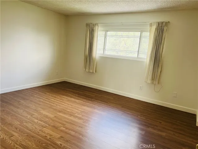 Bedroom 3(Primary)