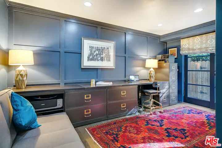 11670 Duque Drive, Los Angeles, California 91604