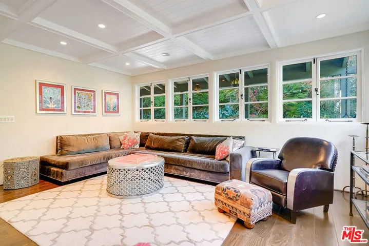 11670 Duque Drive, Los Angeles, California 91604