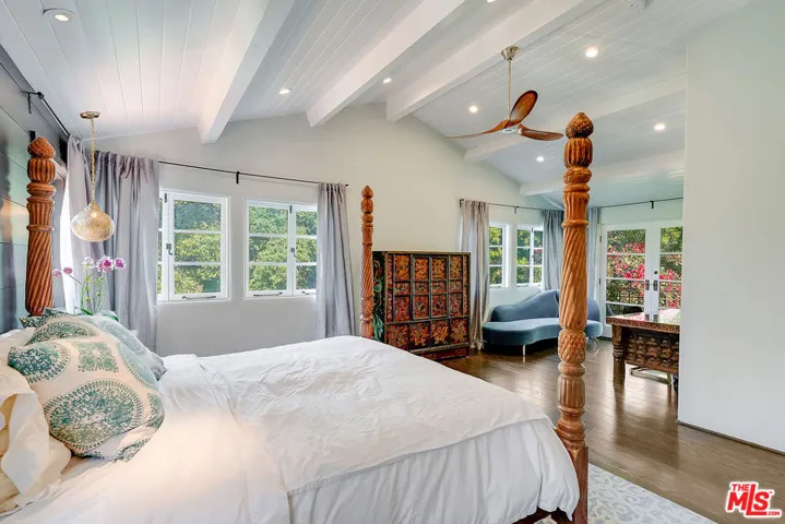 11670 Duque Drive, Los Angeles, California 91604