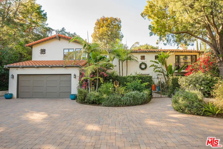11670 Duque Drive, Los Angeles, California 91604