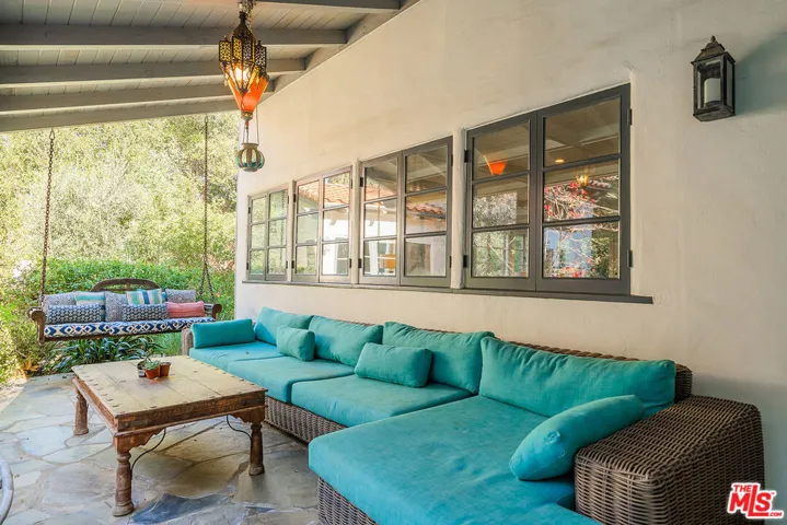 11670 Duque Drive, Los Angeles, California 91604