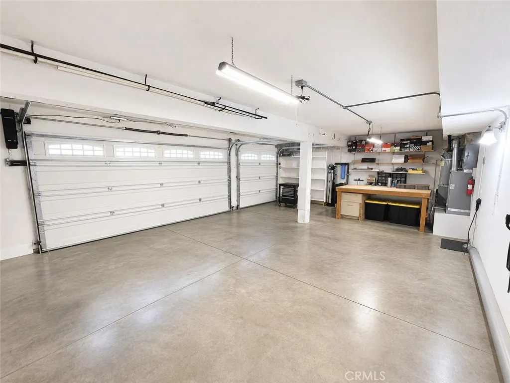 3 car garage