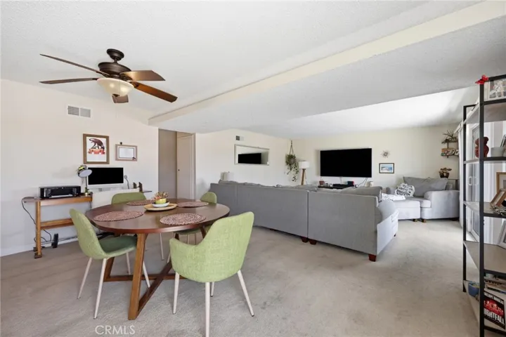2558 Seahorse Avenue, Ventura, California 93001