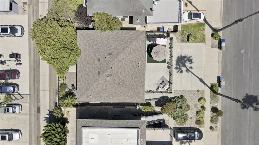 2558 Seahorse Avenue, Ventura, California 93001
