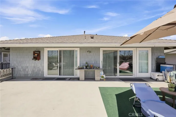 2558 Seahorse Avenue, Ventura, California 93001