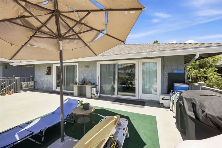 2558 Seahorse Avenue, Ventura, California 93001