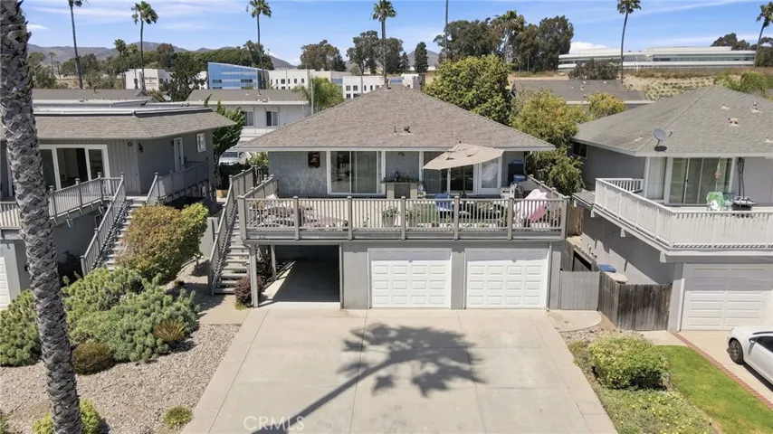 2558 Seahorse Avenue, Ventura, California 93001