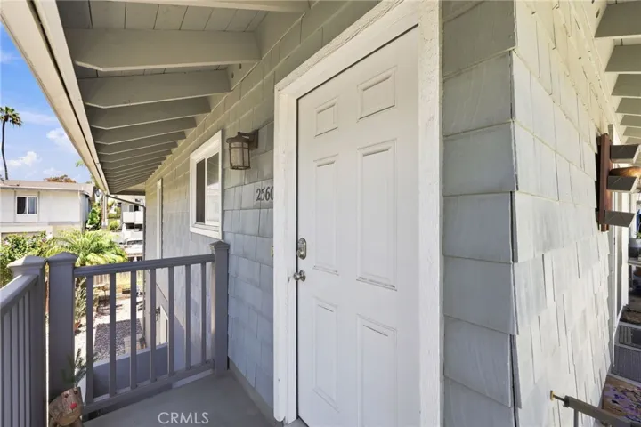 2558 Seahorse Avenue, Ventura, California 93001
