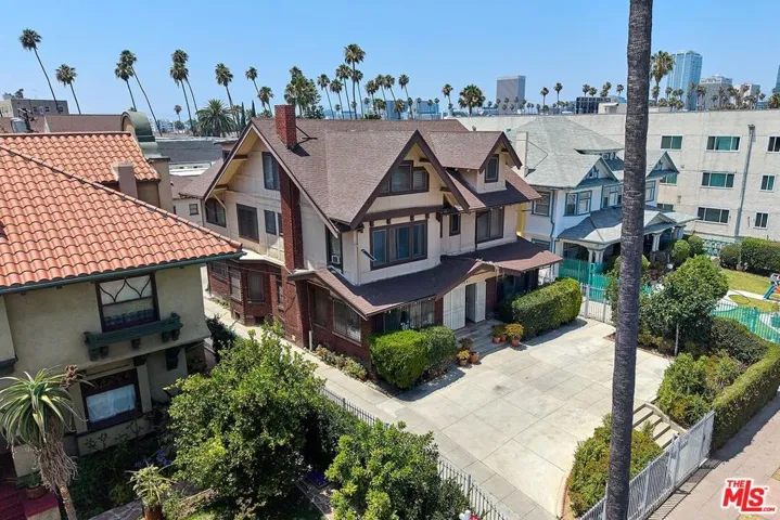 1041 Elden Avenue, Los Angeles, California 90006