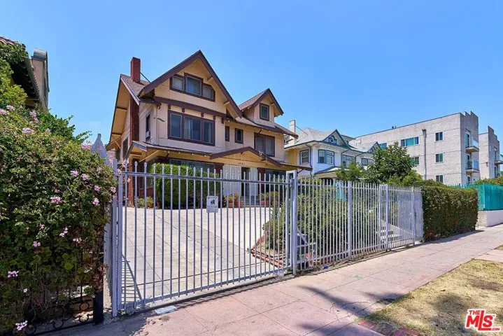 1041 Elden Avenue, Los Angeles, California 90006