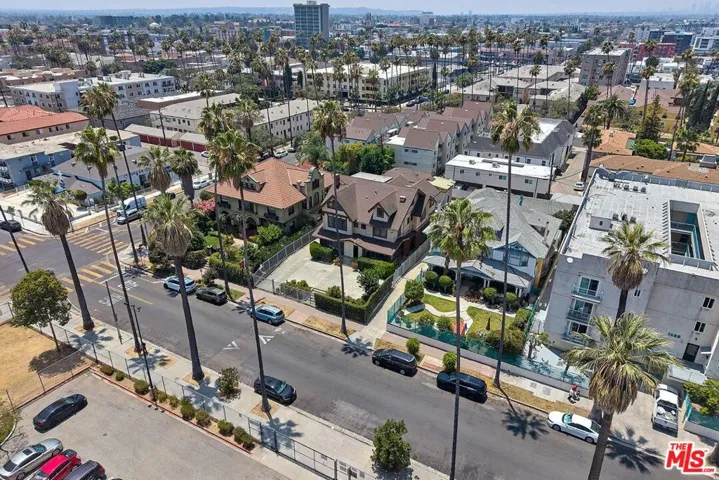 1041 Elden Avenue, Los Angeles, California 90006