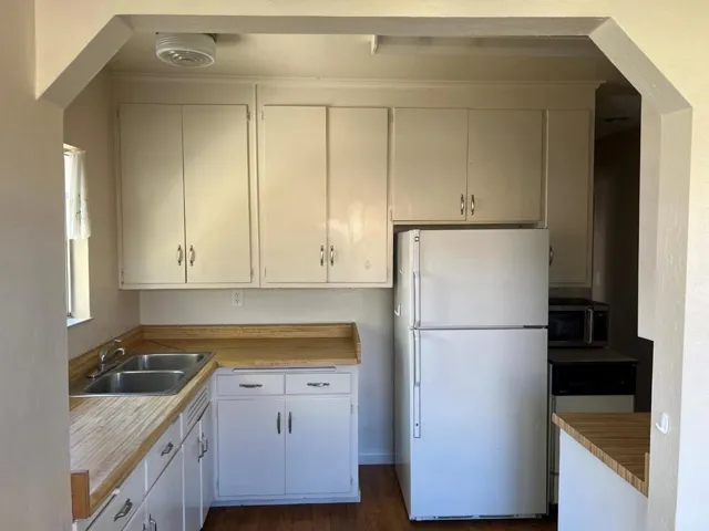 2725 Byron Street, Palo Alto, California 94306