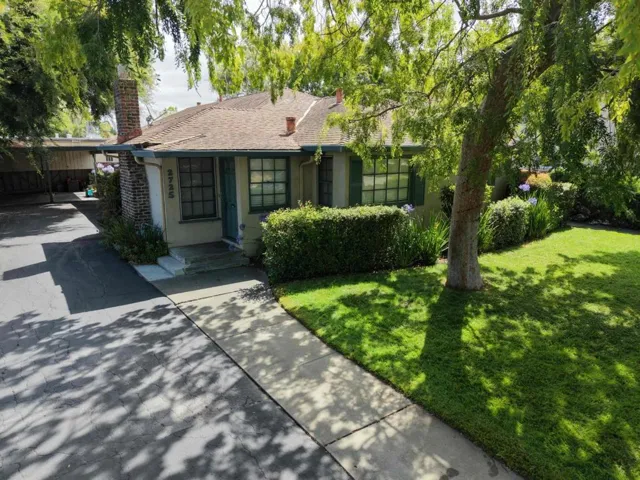 2725 Byron Street, Palo Alto, California 94306