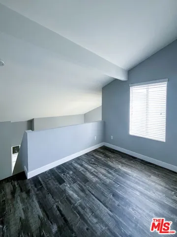 9939 Topanga Canyon Boulevard 6, Chatsworth, California 91311
