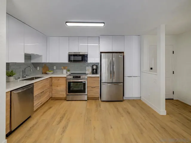 3020 Cowley Way, San Diego, California 92117