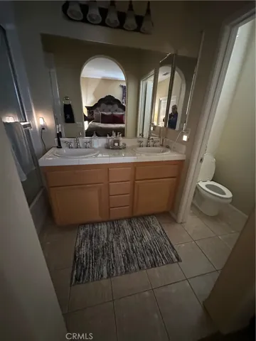 11 Tall Oak, Irvine, California 92603