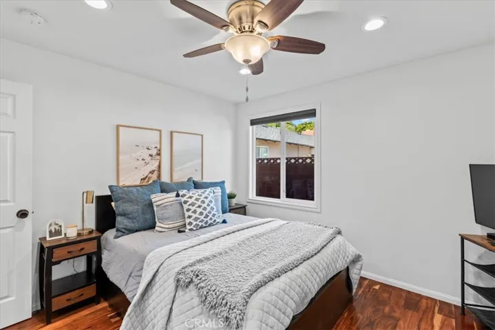 2732 Mainway, Los Alamitos, California 90720