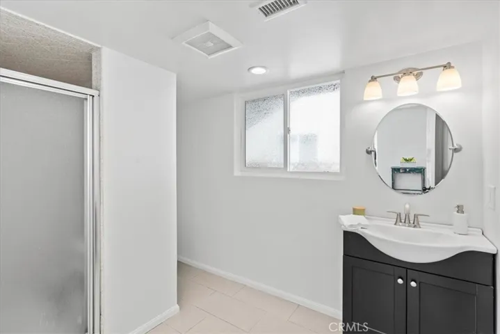 2732 Mainway, Los Alamitos, California 90720