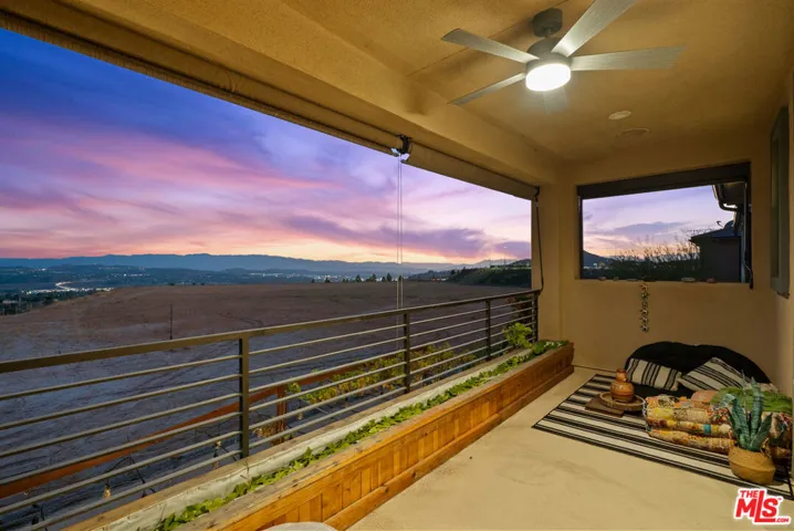 18104 Cyan Way, Santa Clarita, California 91350