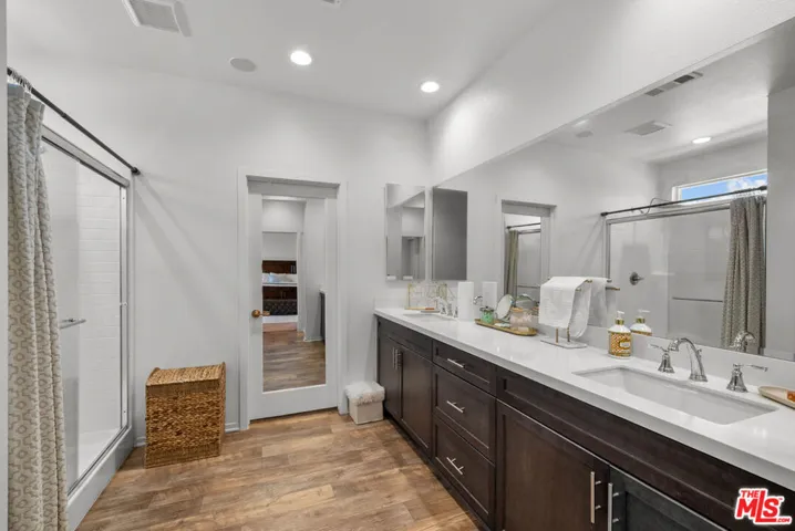 18104 Cyan Way, Santa Clarita, California 91350