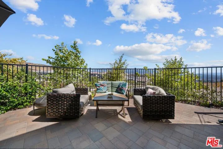 18104 Cyan Way, Santa Clarita, California 91350