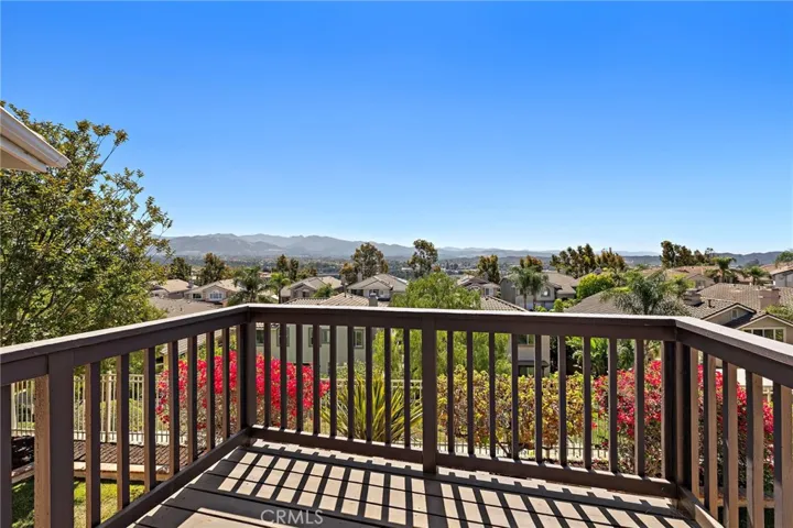 8 Las Pisadas, Rancho Santa Margarita, California 92688