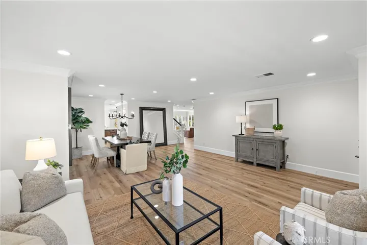8 Las Pisadas, Rancho Santa Margarita, California 92688
