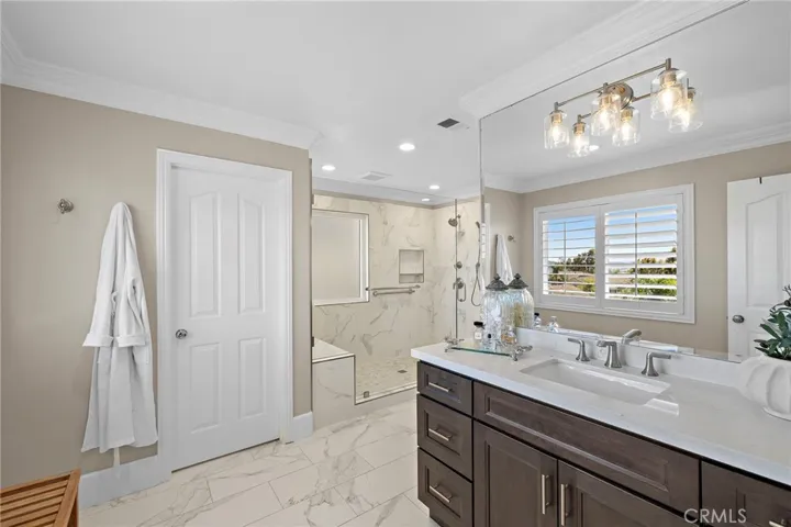 8 Las Pisadas, Rancho Santa Margarita, California 92688
