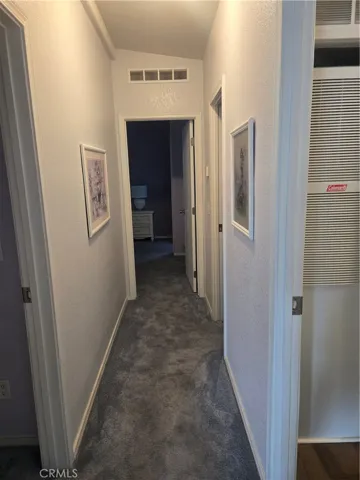 Hallway entrance to bedrooms & Bathrooms