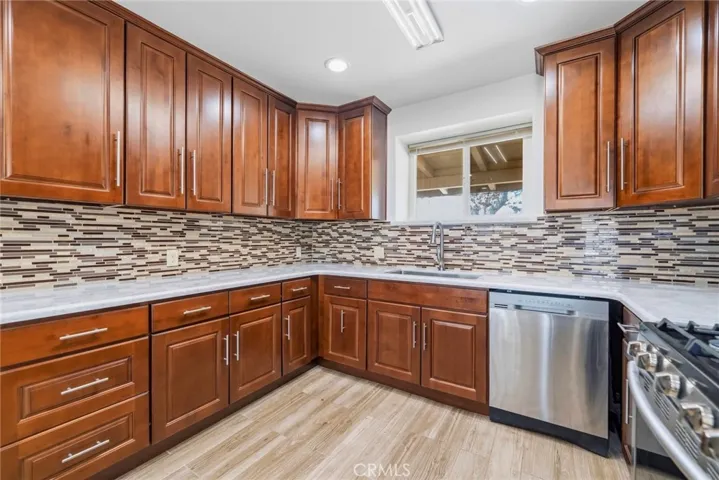 7425 Joshua View, Yucca Valley, California 92284