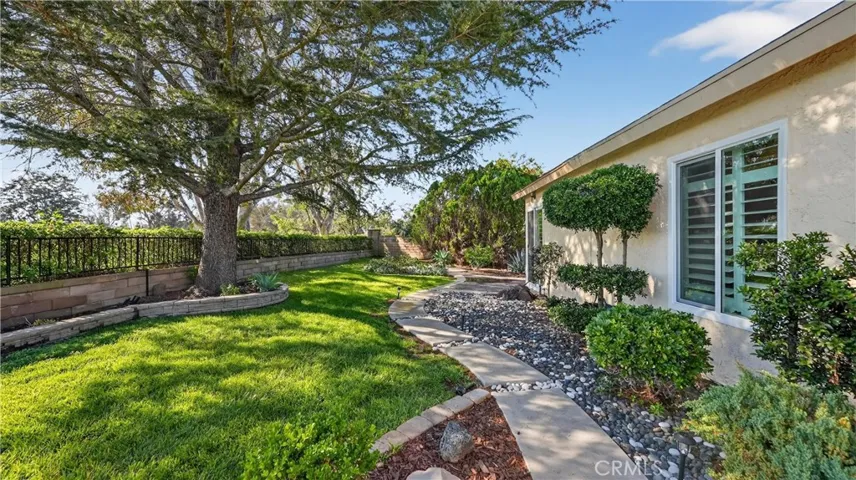 27302 Via Olmo, Mission Viejo, California 92691