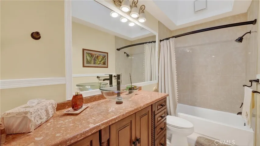 27302 Via Olmo, Mission Viejo, California 92691
