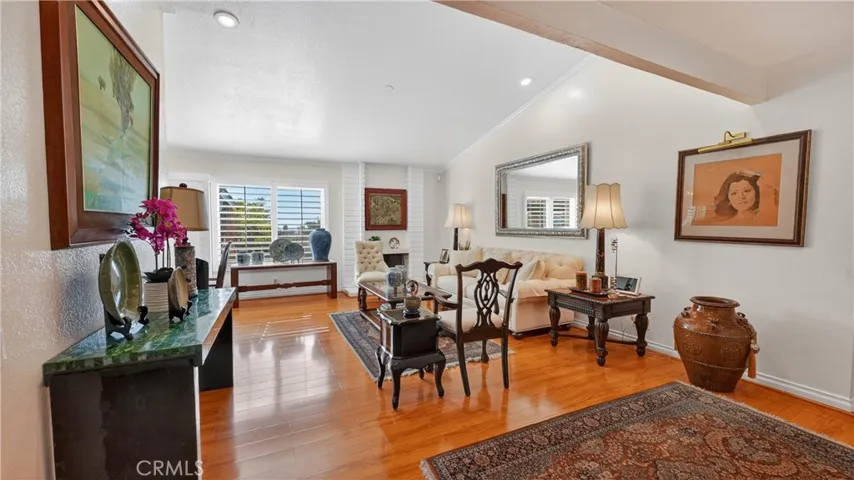 27302 Via Olmo, Mission Viejo, California 92691