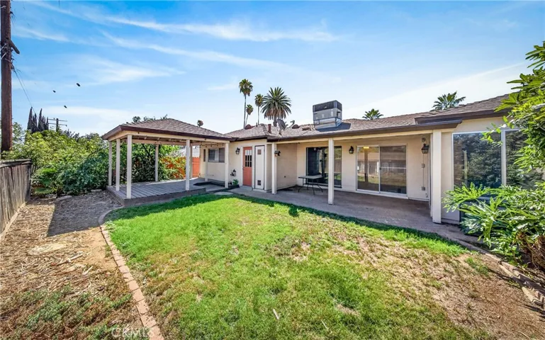 1250 W Palm, Redlands, California 92373