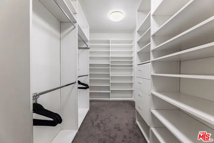 Amazing storage