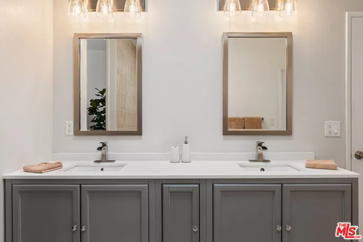 10600 Holman Avenue 11, Los Angeles, California 90024