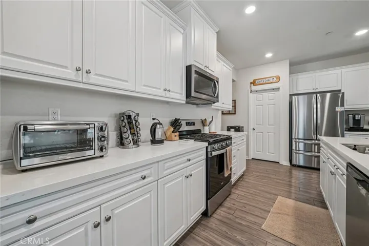 41018 Chambord, Lake Elsinore, California 92532